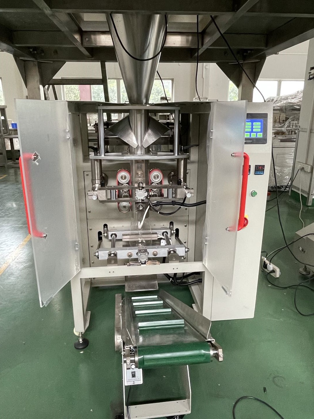 Quantitative Filling Machine: Optimizing Efficiency and Precision in Packaging