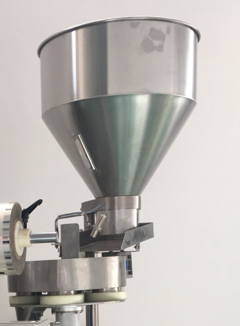 small pouch granular packing machine
